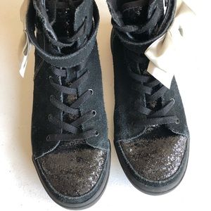 Ugg Heart Glitter Hi Top Sneakers